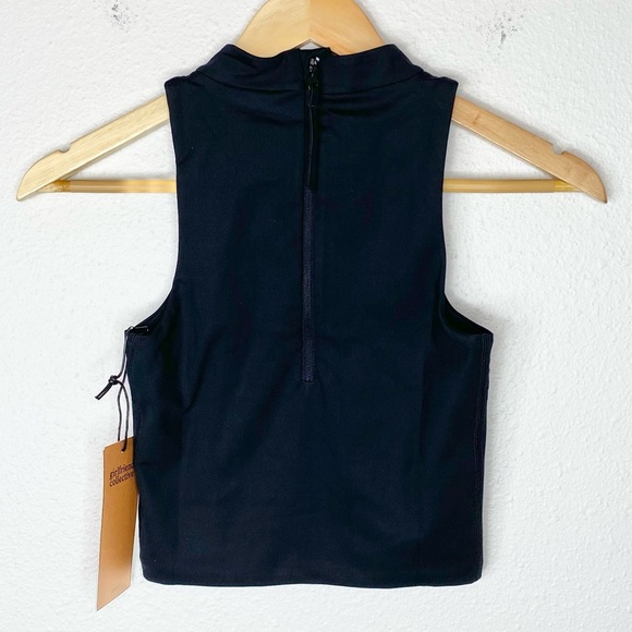 Girlfriend Collective Black Freddie Crop NWT - Picture 3 of 6